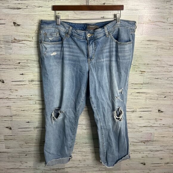 Torrid Distressed Cropped Boyfriend Jeans 18 - Picture 1 of 4